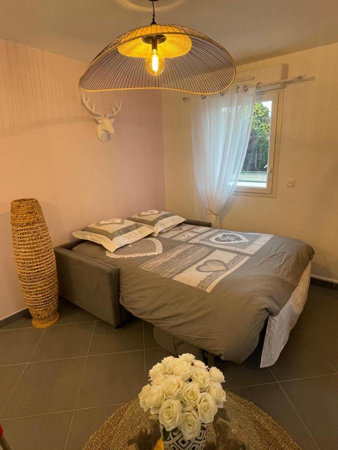 Studio Calme Et Cosy Saint-Julien-les-Villas Exteriör bild
